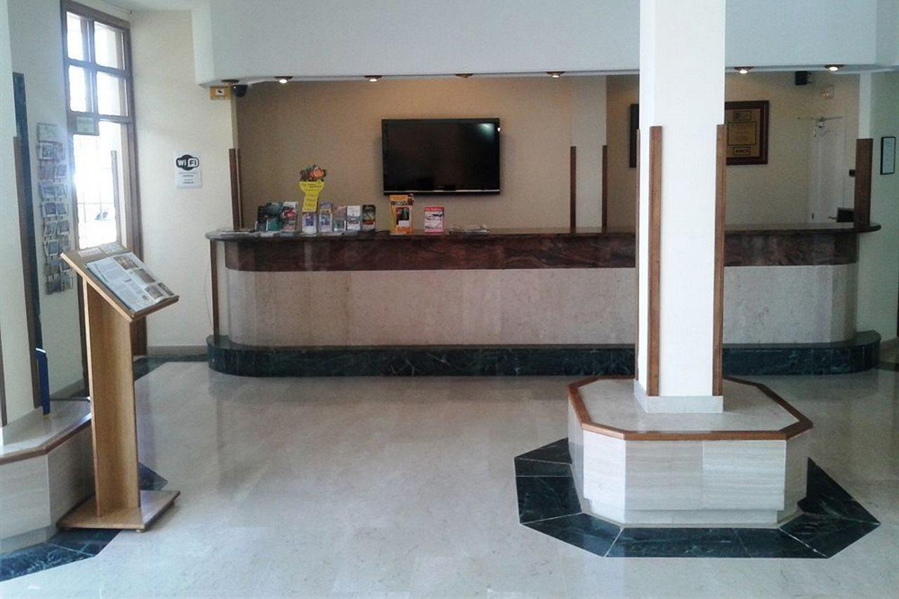Ona Village Apartahotel 4*